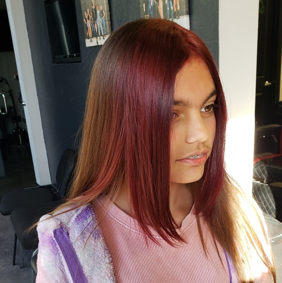 Meet your Posher, Nancy - Picture 2 of 3